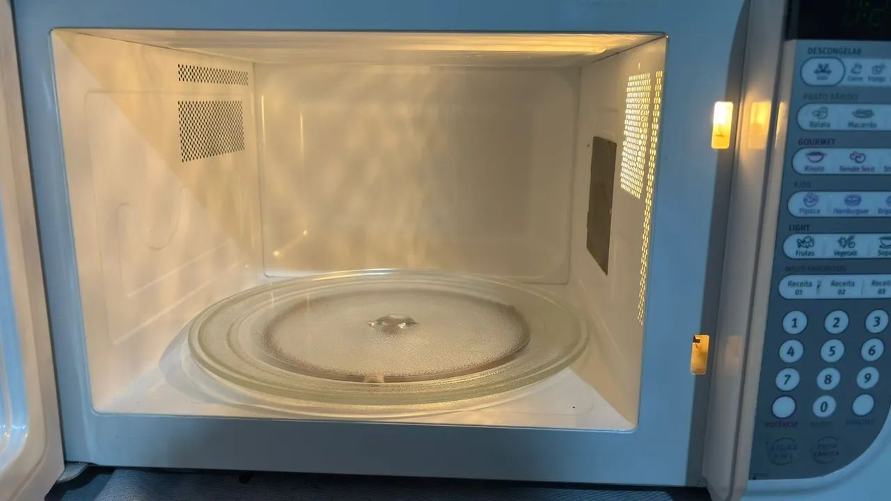 Microondas Eletrolux 31 litros  - Foto 5