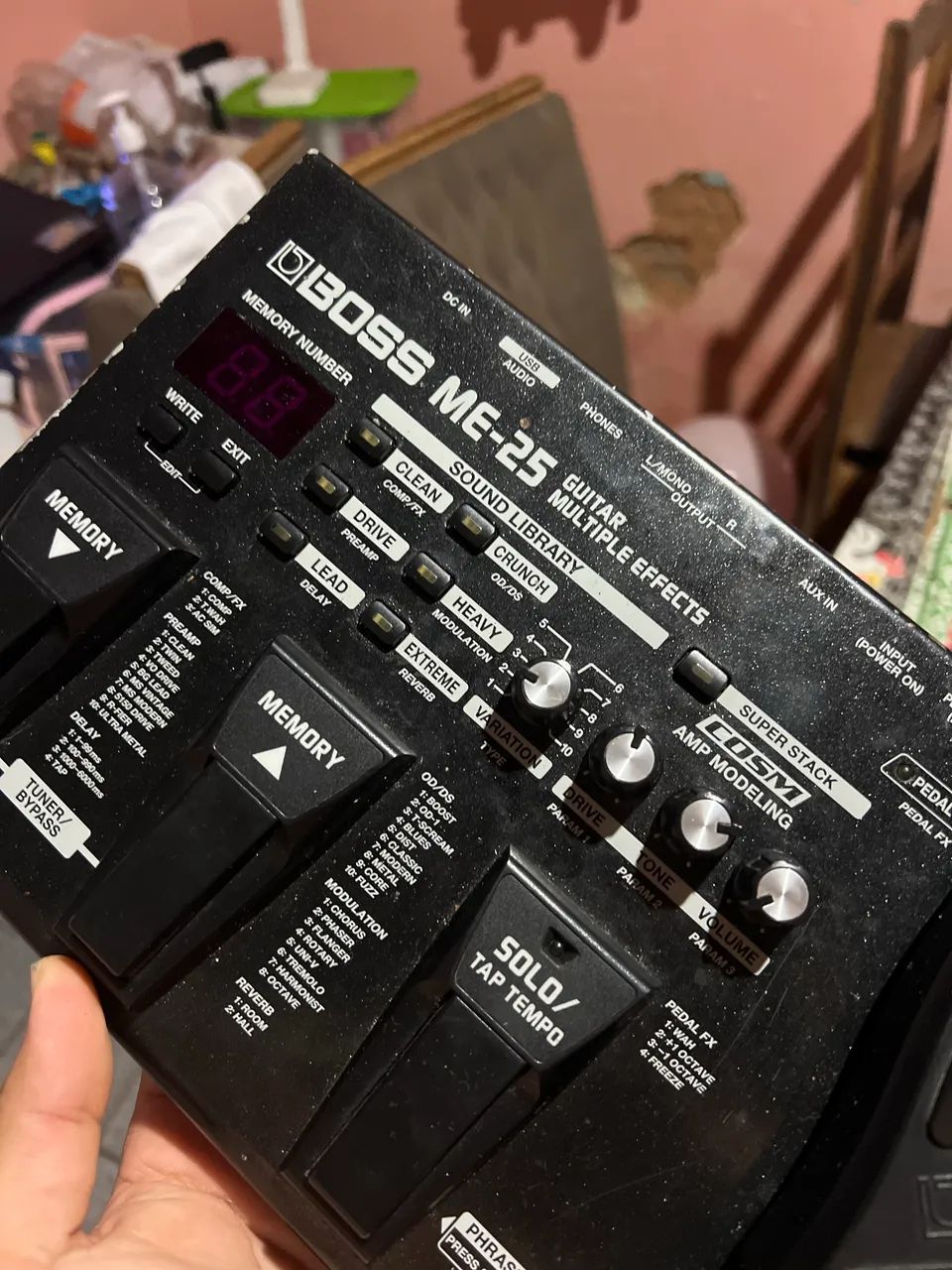 Pedaleira BOSS ME25 