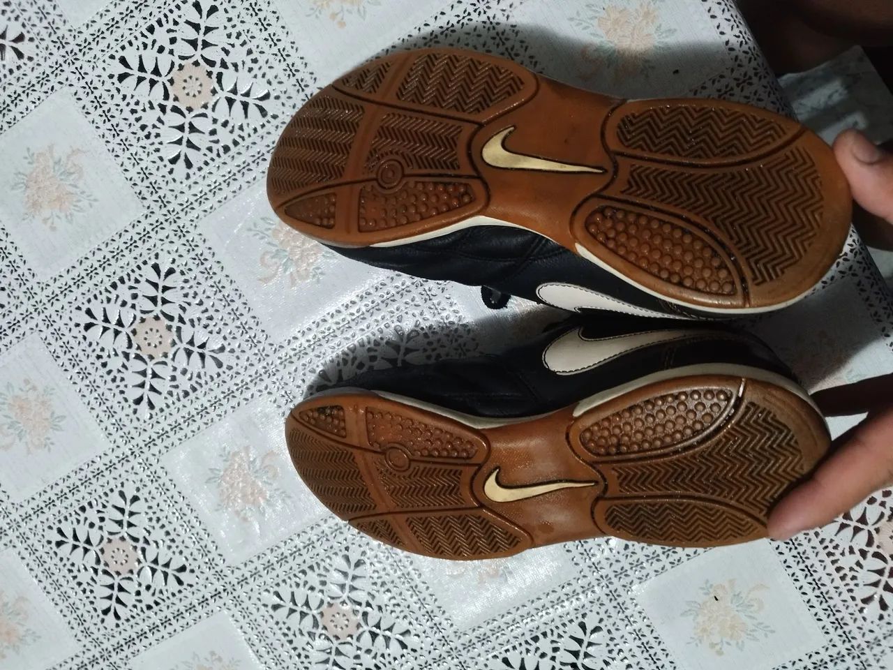 Chuteira Nike Ronaldinho Gaucho tamanho 40 (R10) - Foto 5