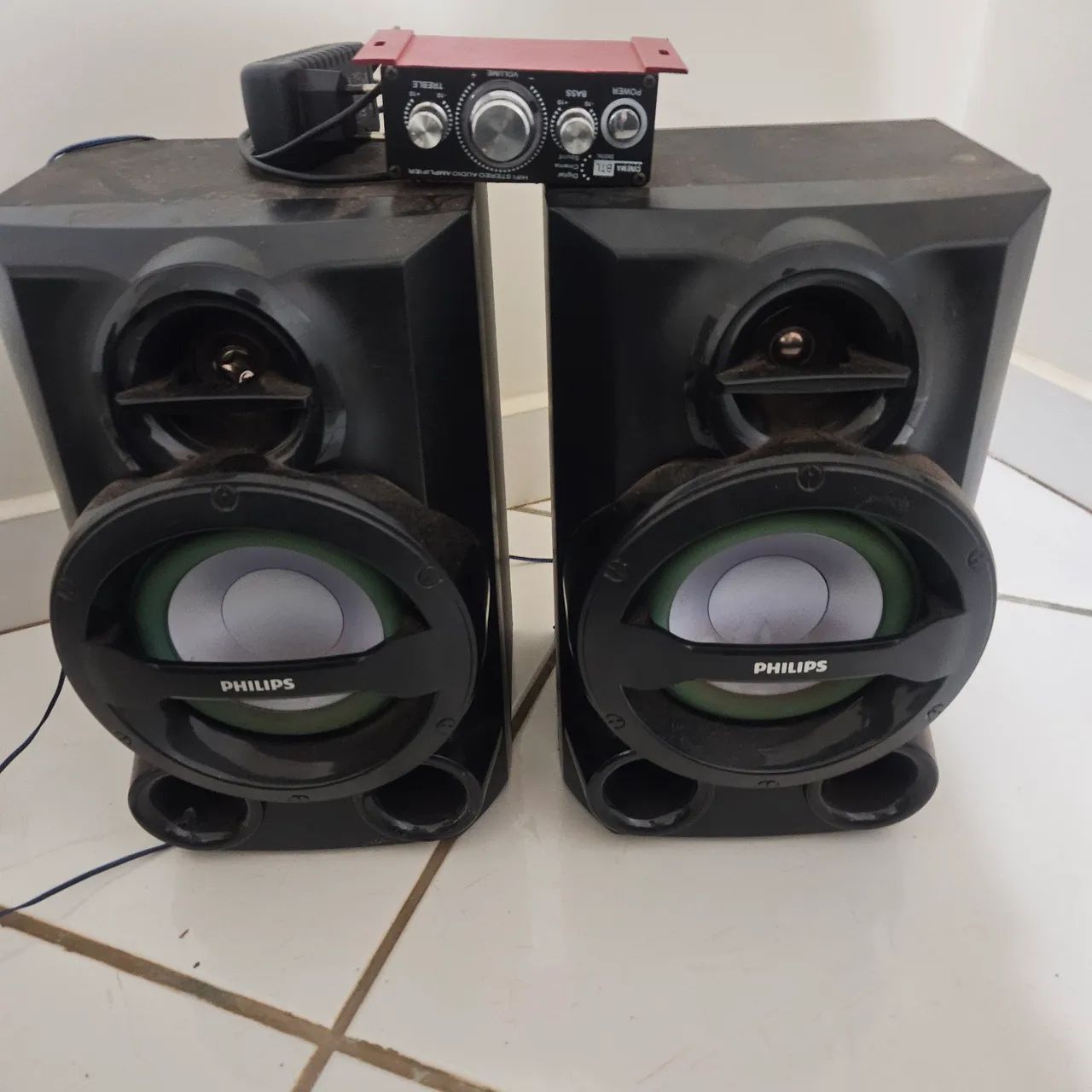 2 caixas de som Philips mais amplificador kinter.  Modelo FWM2200 - Foto 6
