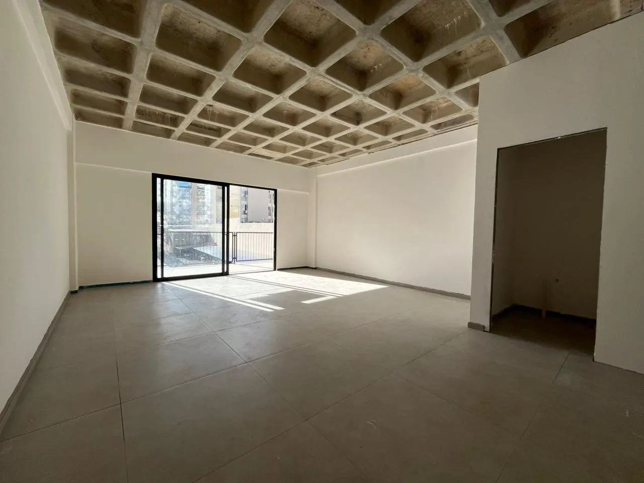Sala Comercial em galeria para aluguel no Centro de Chapecó - Foto 2