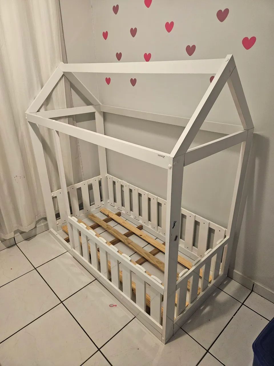 Cama infantil casinha - sem colchão