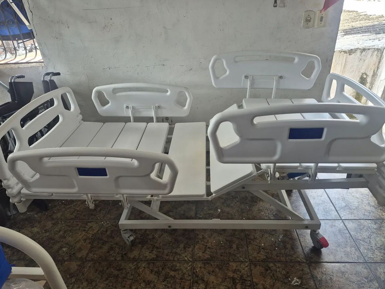 Cama hospitalar 3 manivelas