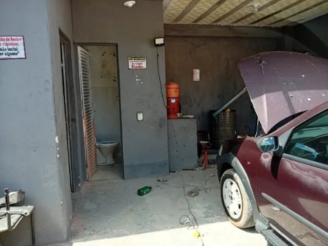 Lote de 180 m2 com escritorio e um banho. Rua comercial. - Foto 2