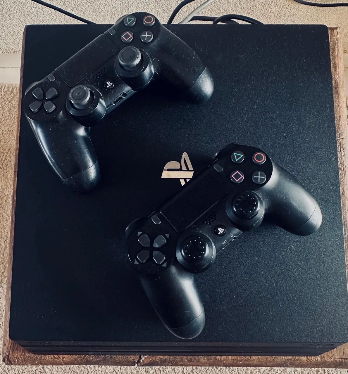 PS4 PRO 1tb - Foto 2