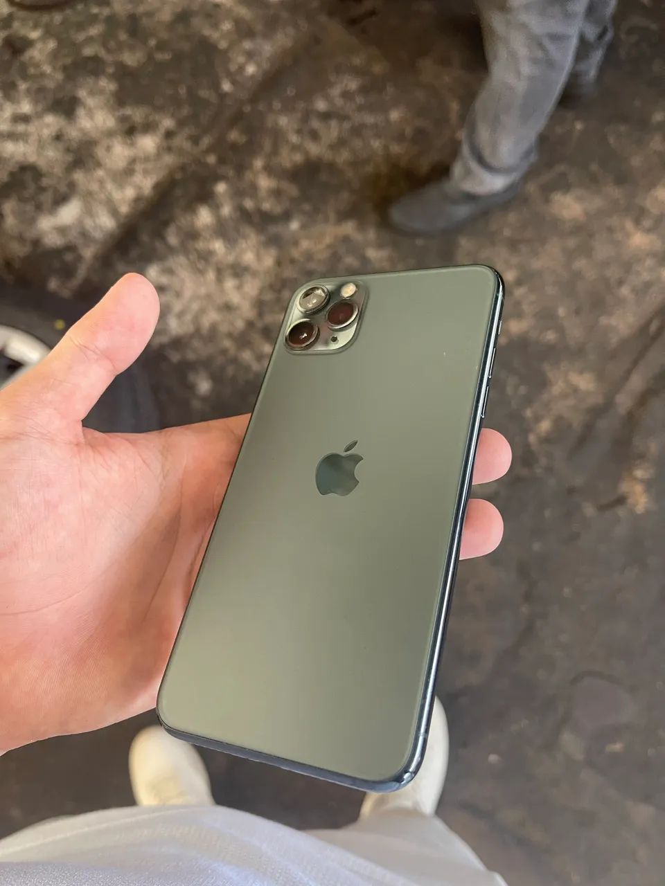 11 PRO MAX 256 GB VERDE  - Foto 4