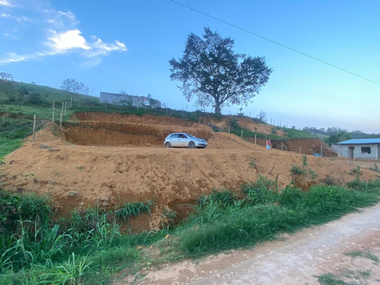 VENDO OU TROCO TERRENO - Foto 2