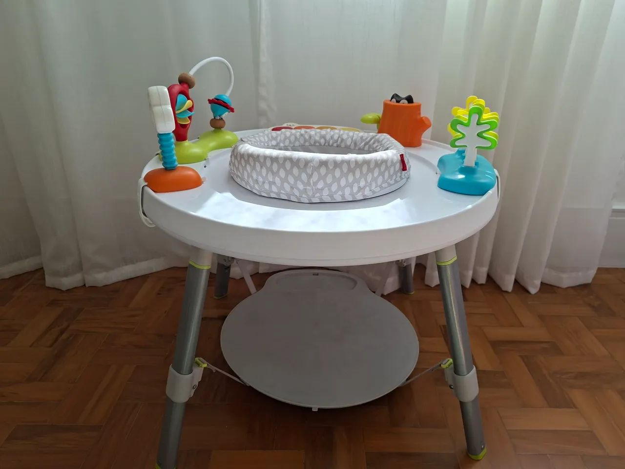 Centro de atividades Skip Hop