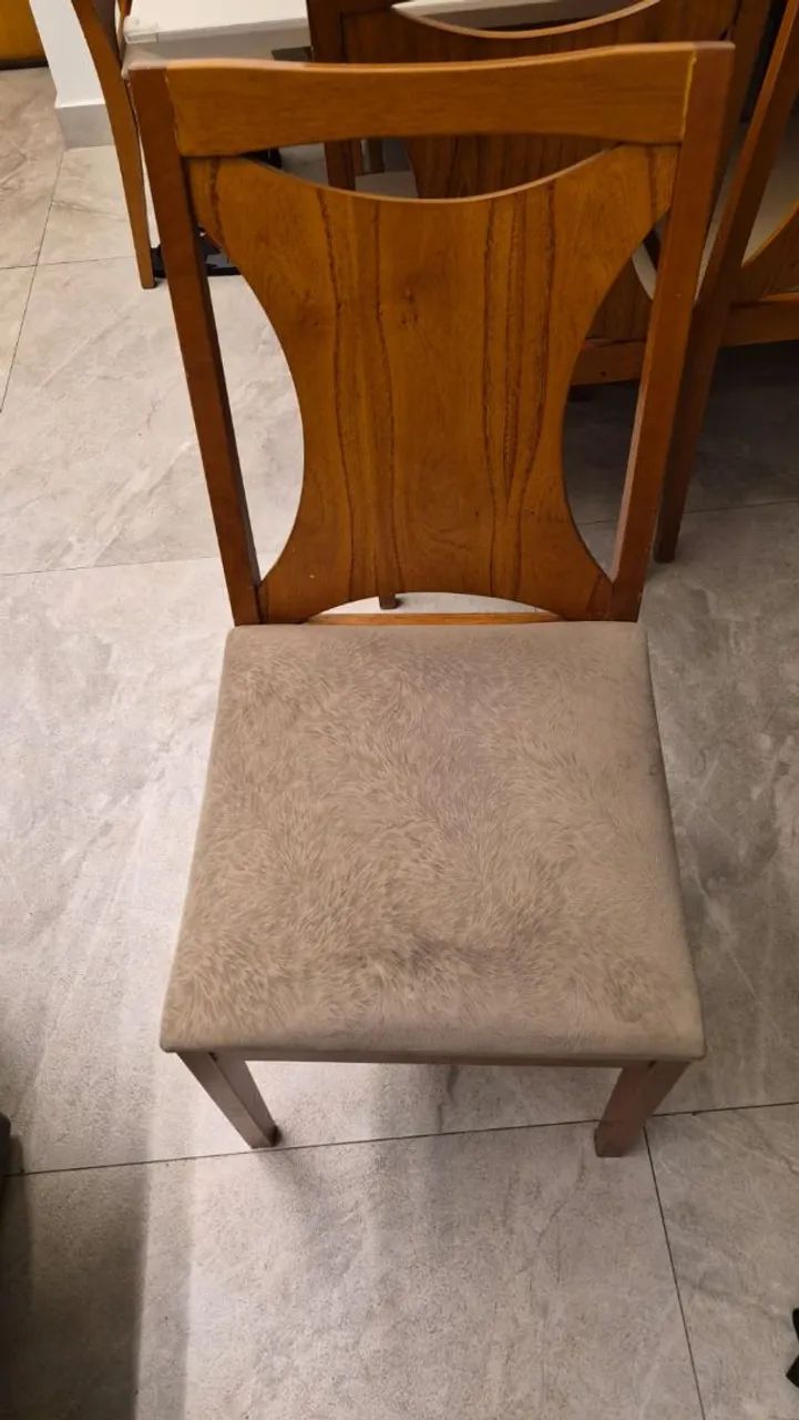Mesa de jantar quadrada (1,20x1,20m) com 6 cadeiras - Foto 2