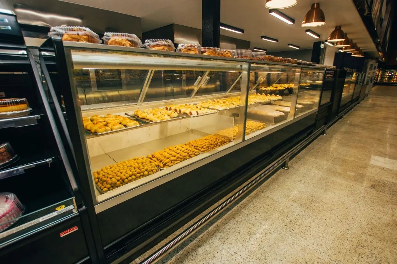 Equipamentos novos para supermercado 