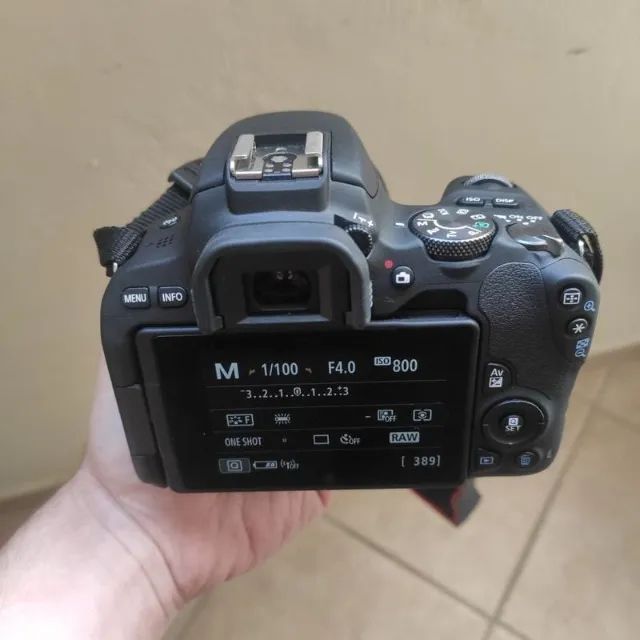 Camera canon SL2 + lente 18-55mm semi nova - Foto 2