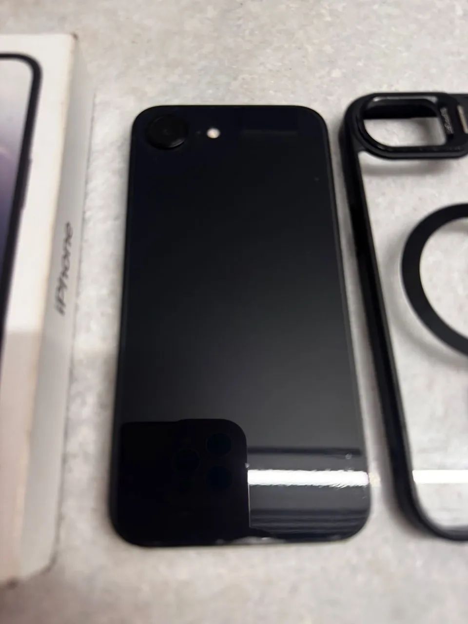 iPhone 16e - Foto 4