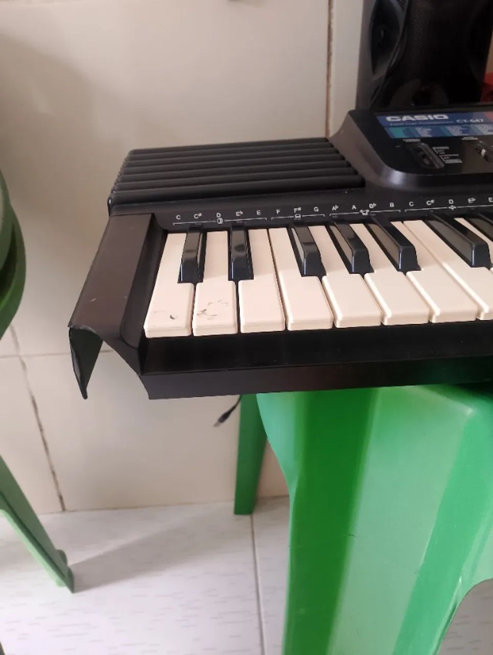 Teclado da marca Casio CT -647 - Foto 2