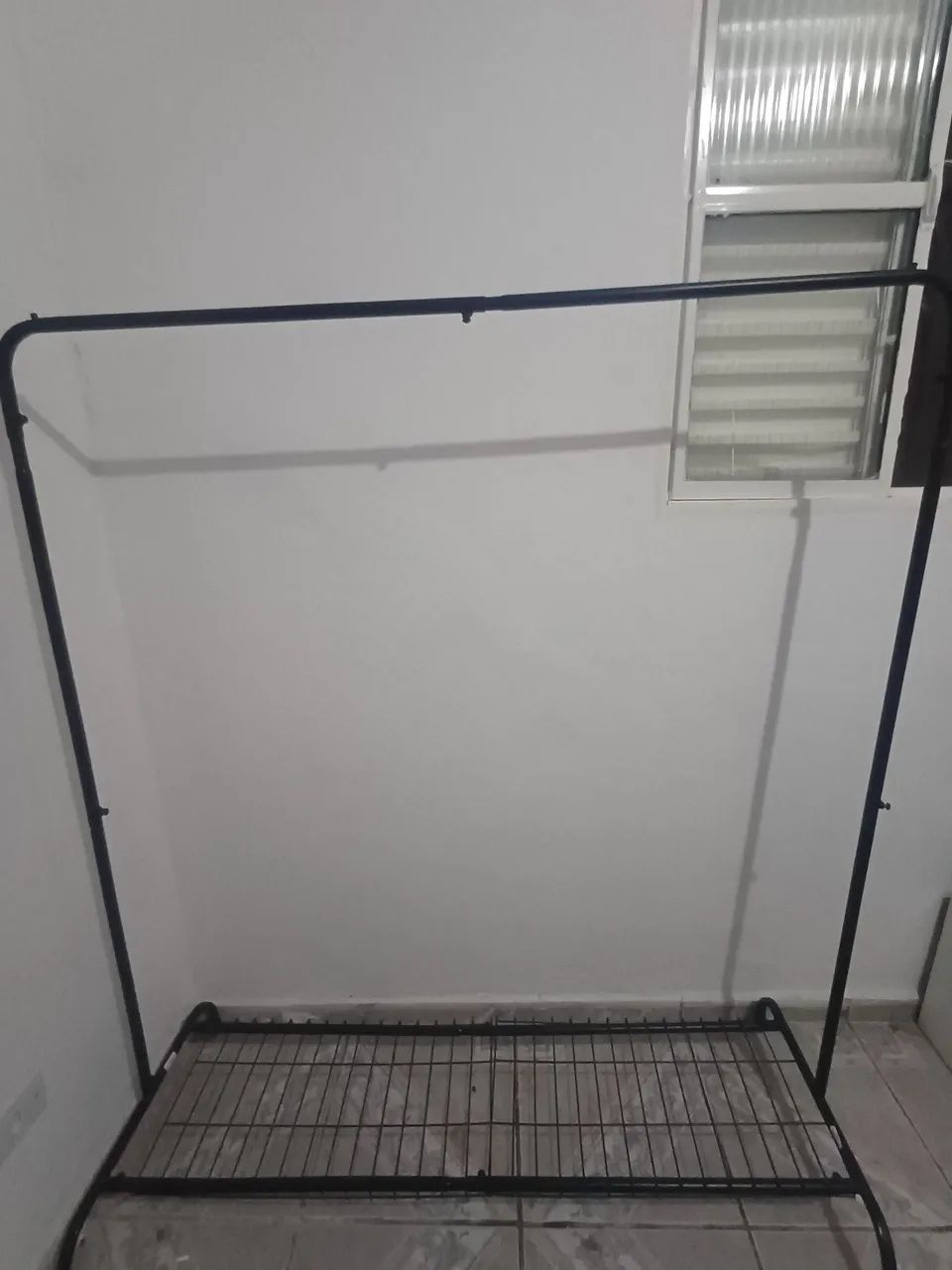 Arara de roupas - Foto 4