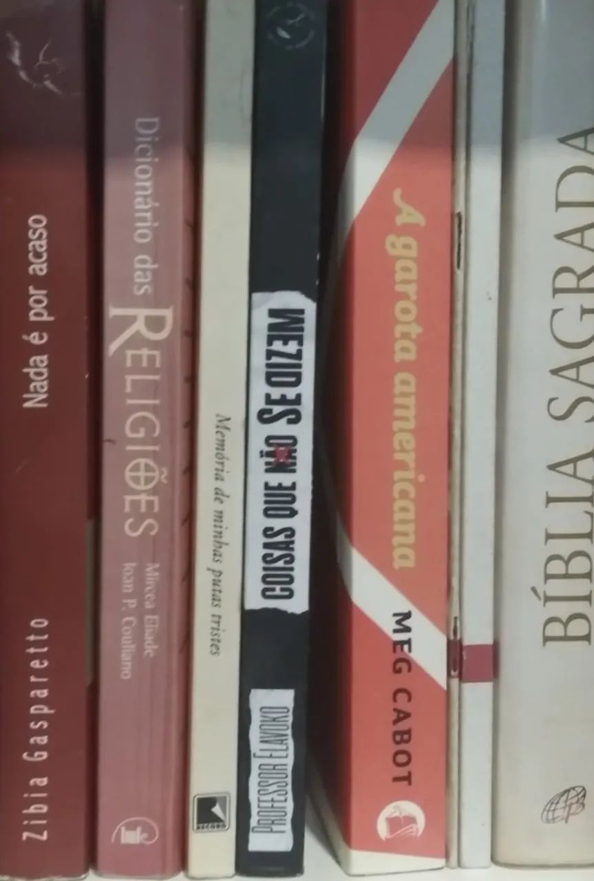 40 livros de diversos autores  - Foto 3