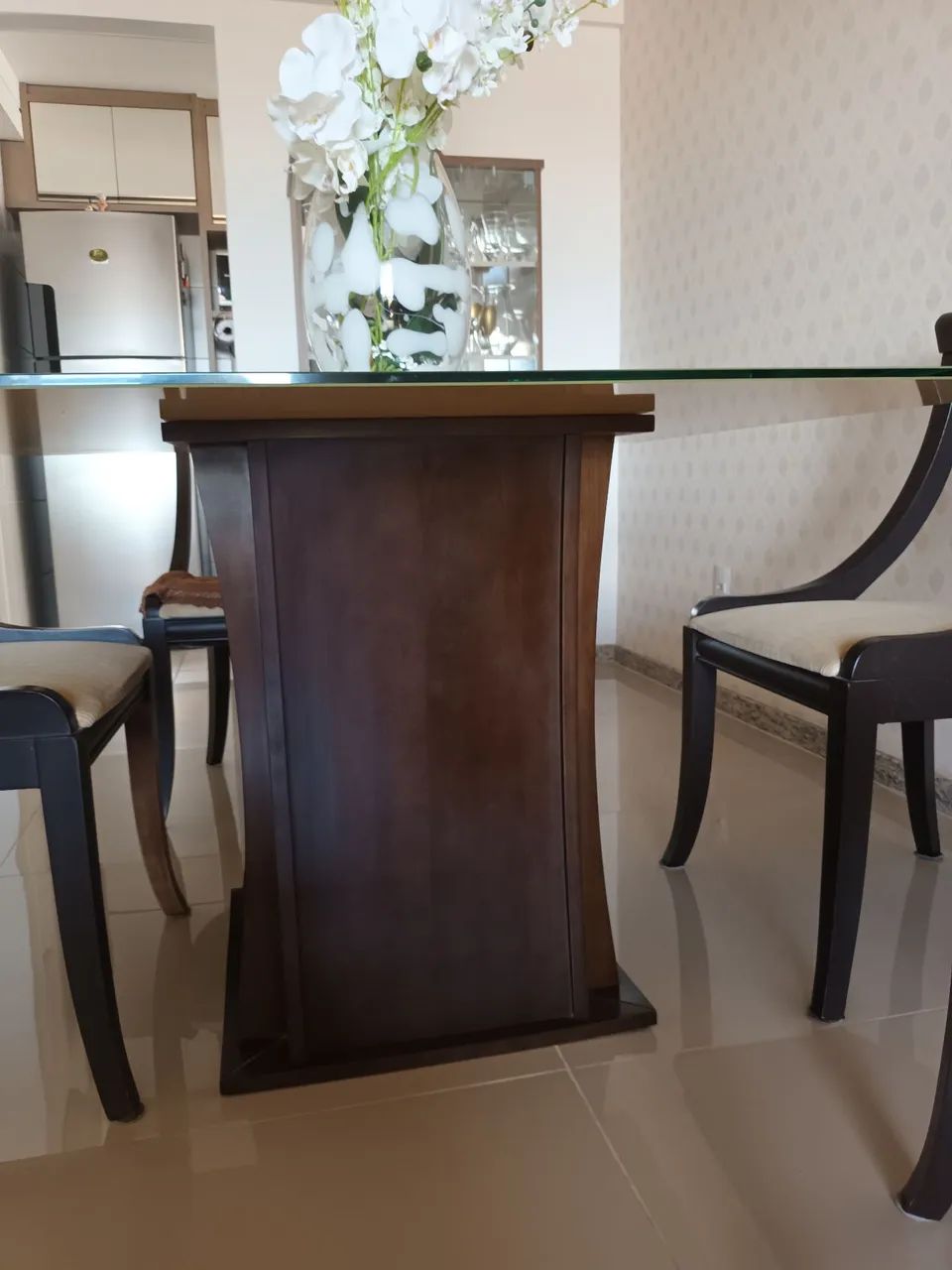 Vendo uma sala de jantar  - Foto 2