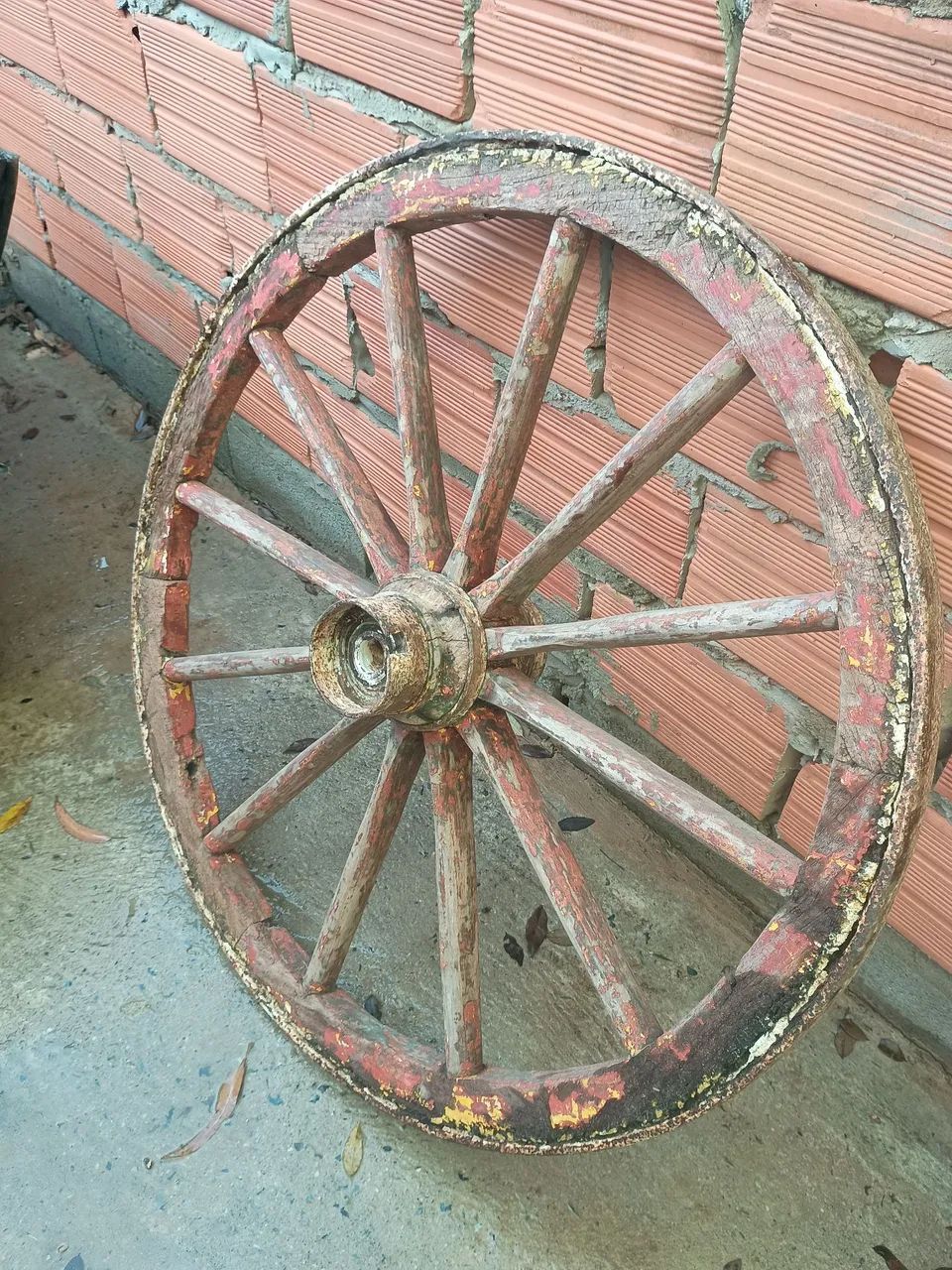 Roda charrete antiga - Foto 2