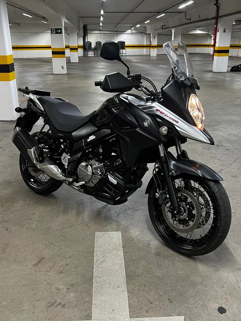 V-Strom 650xt 2019 muito nova - Foto 2