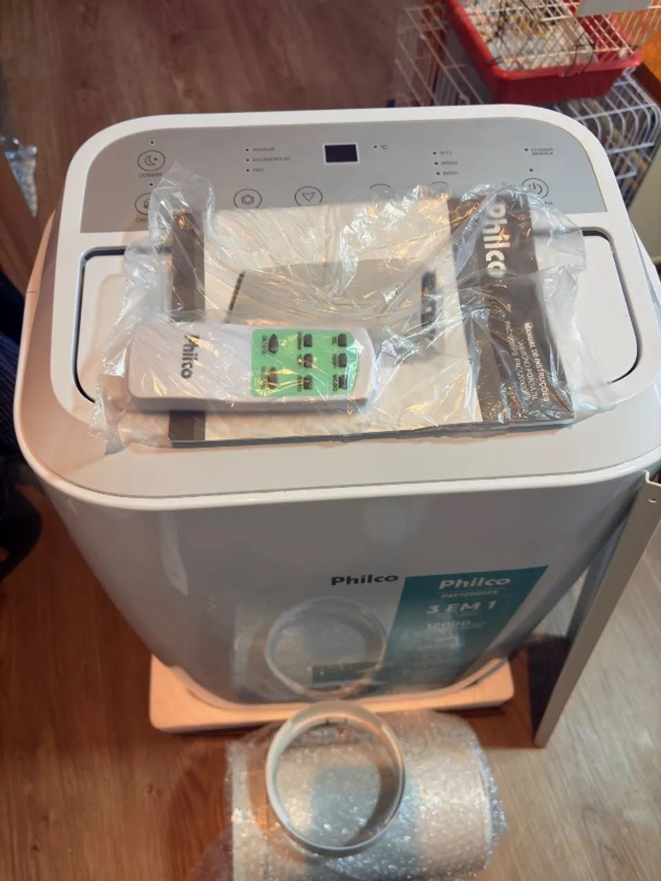 Ar-Condicionado Philco Portátil 12000BTUs Frio PAC12000F5 ,110v com nota e garantia  - Foto 2