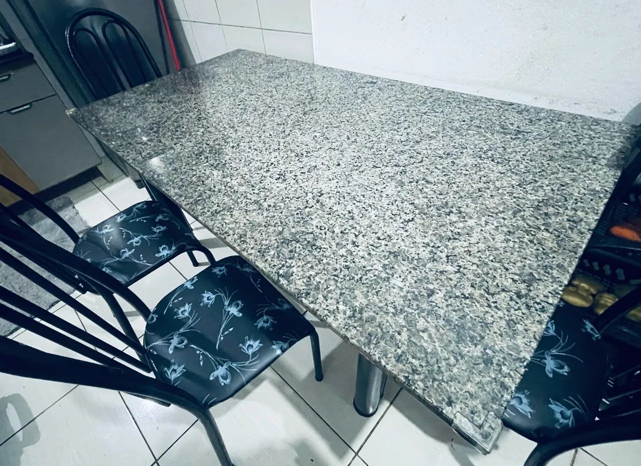 Mesa 6 cadeiras de mármore  - Foto 2