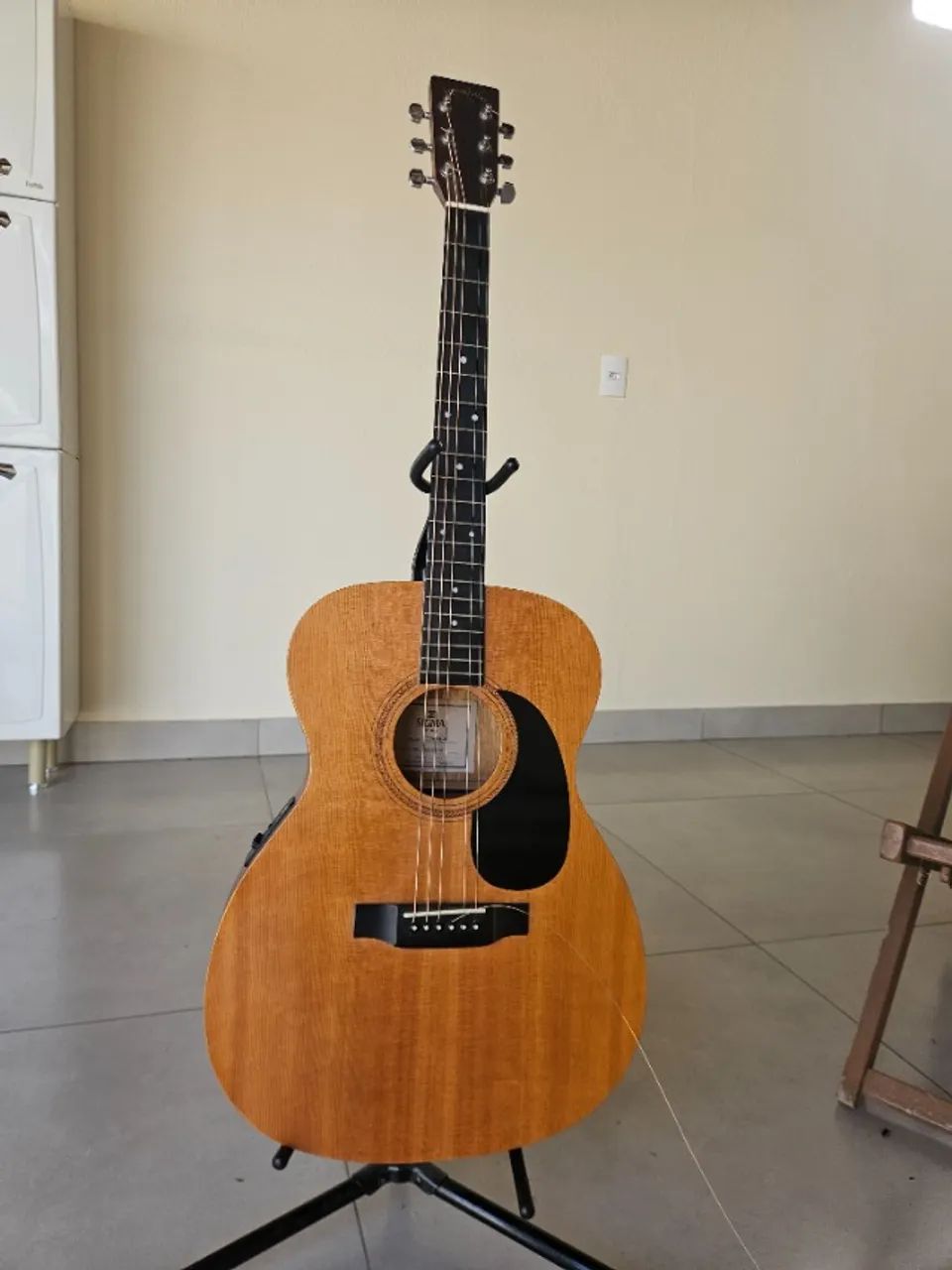 Violão Sigma Eletroacústico Aço 000-ME (+ Cordas Elixir)