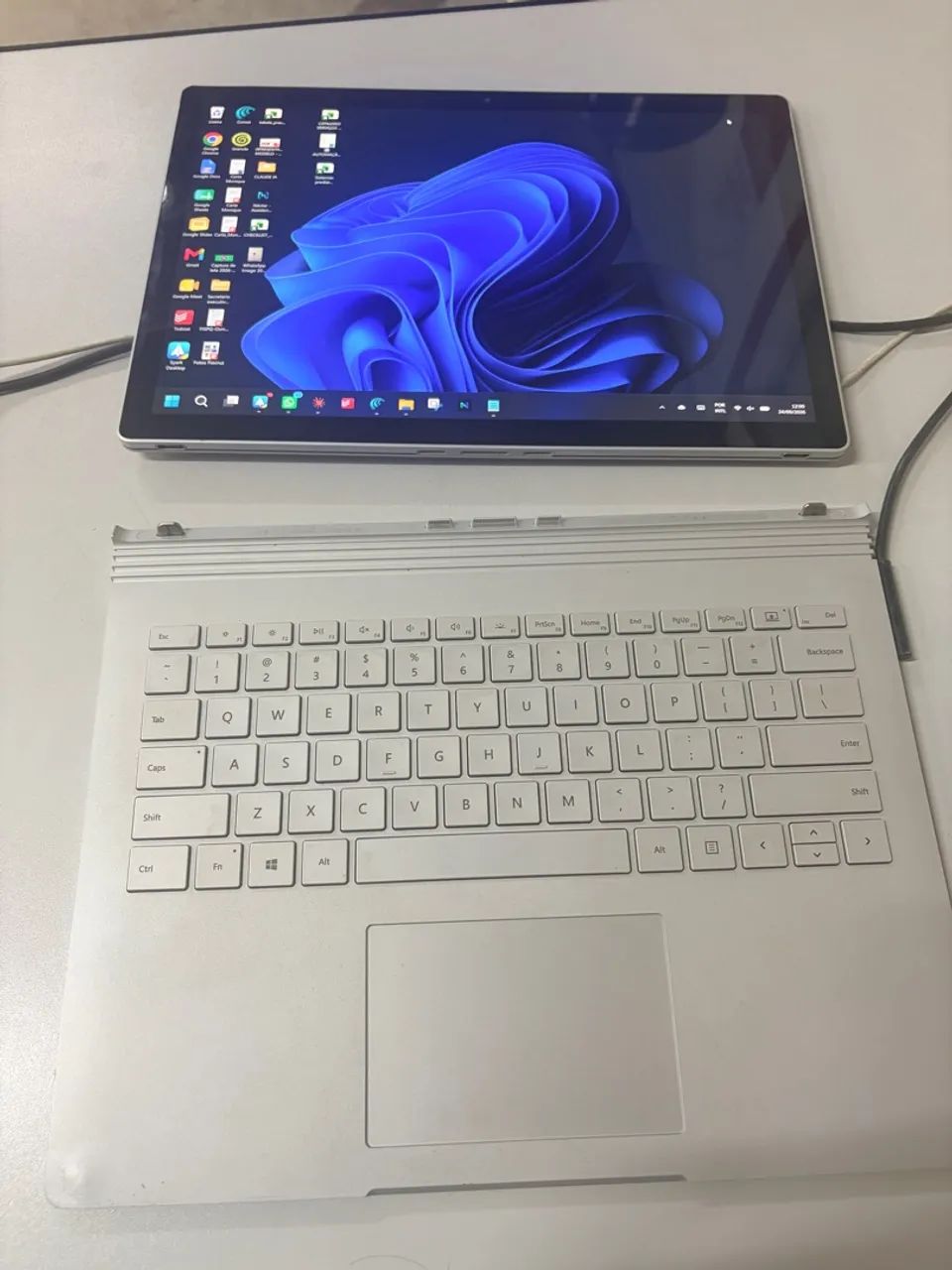 Surface Book 2 - Foto 2
