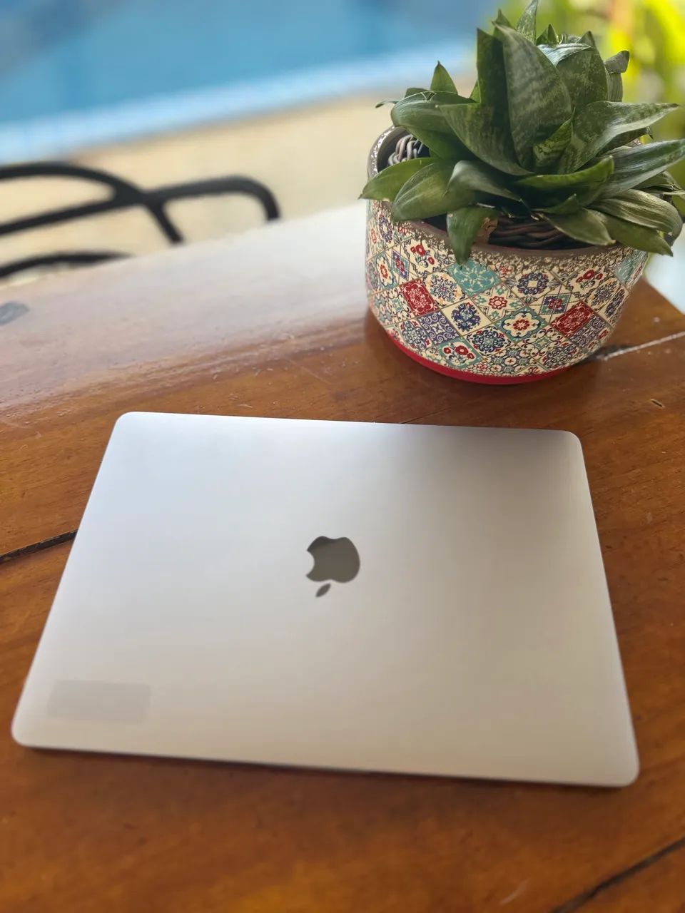 MacBook Pro 13 i5 8gb ram, ssd 256gb, placa video 1,5gb A1708