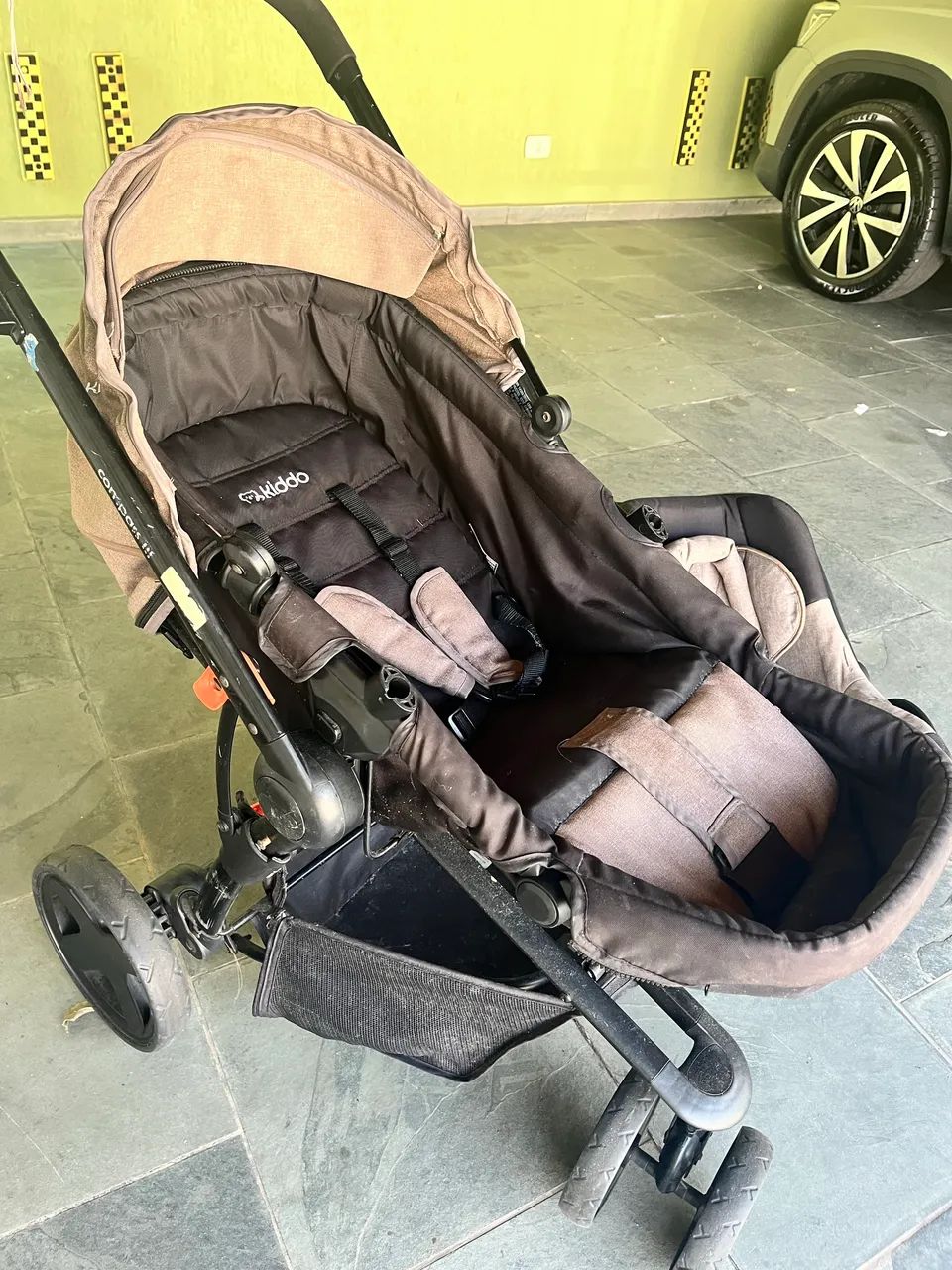 Carrinho Kiddo Compass + Bebe conforto usado  - Foto 2