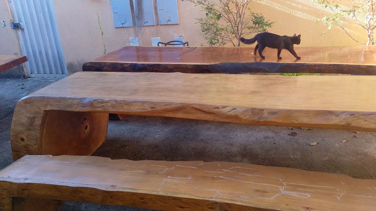 Mesa cascata rústica