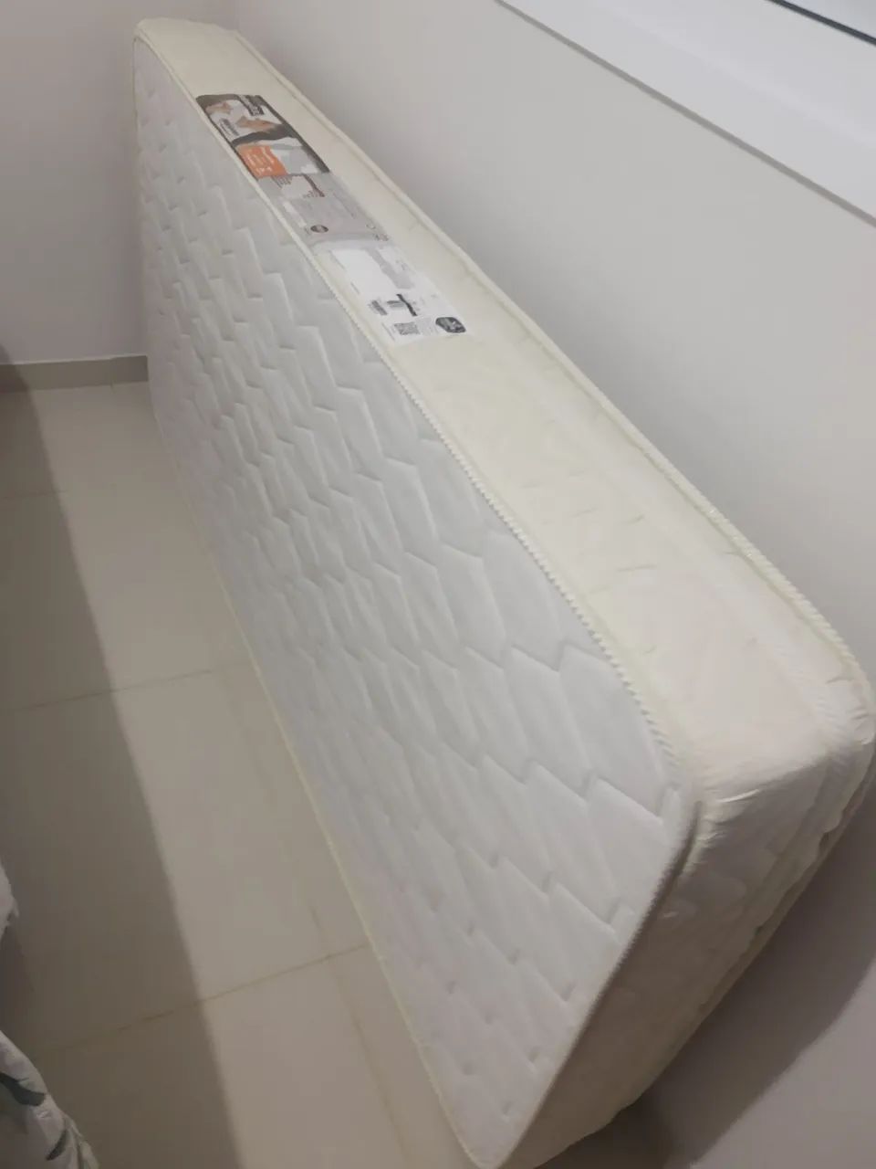 Colchão solteiro, ótimo estado