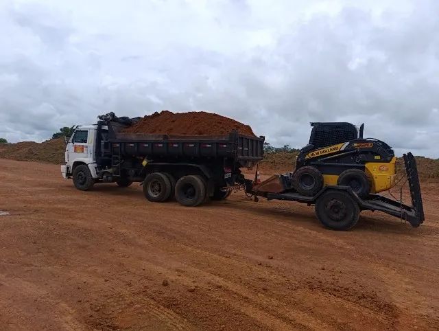 Bobcat, Demolição e Limpeza de Lote - Foto 3