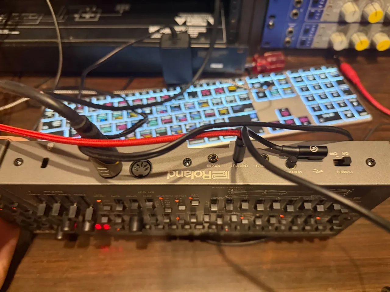 Roland JD-08 - Foto 2