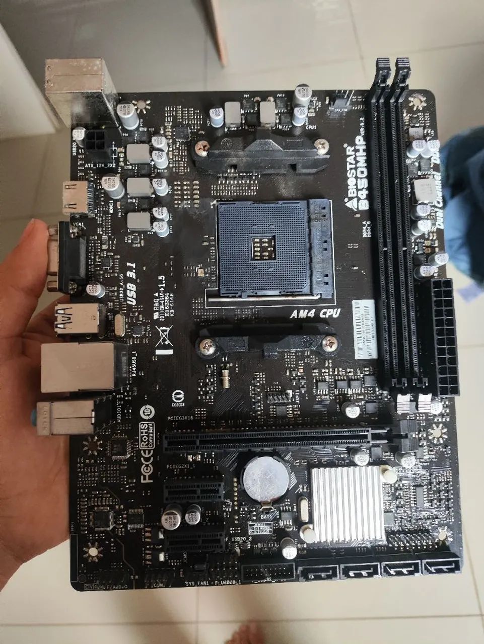 Placa mãe Biostar B450mhp