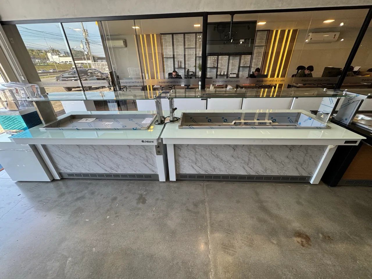 Buffet completo quente e frio Gelopar novo 