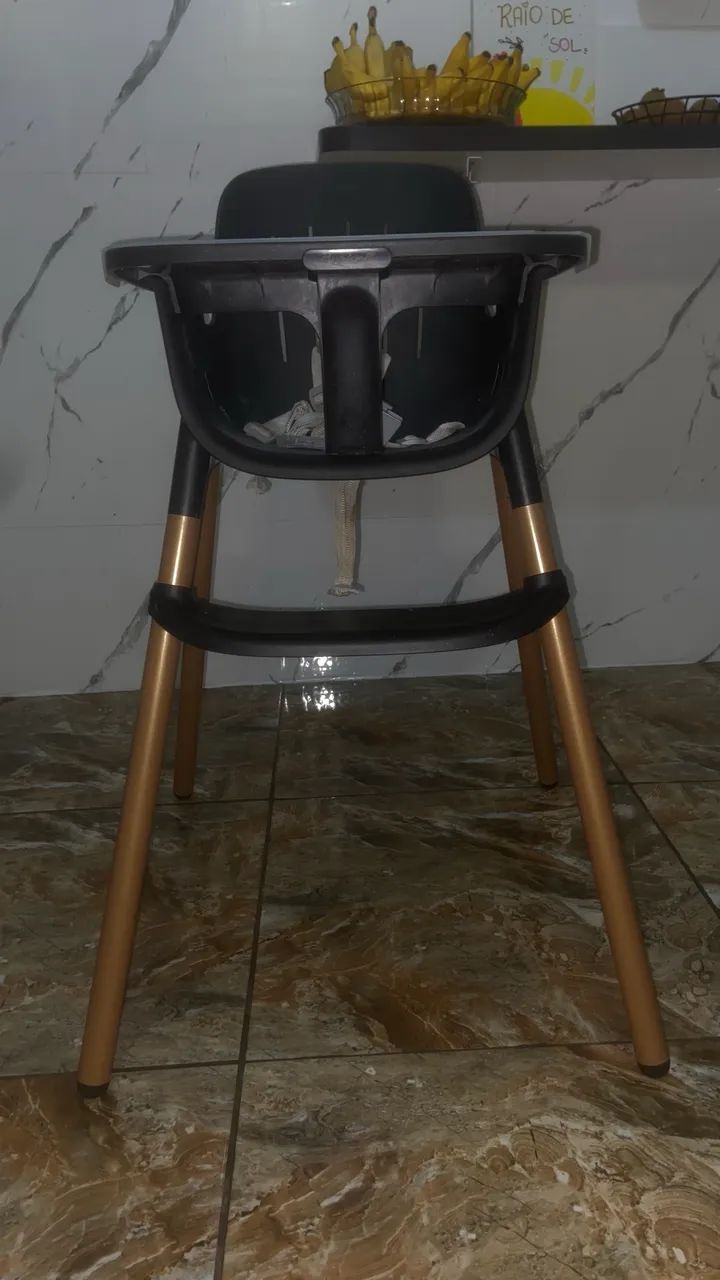 Cadeira de alimentação 