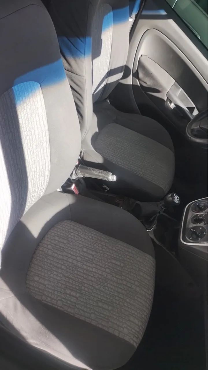 Fiat Punto Essence 1.6 Flex 16V 5P 2012 - Foto 3