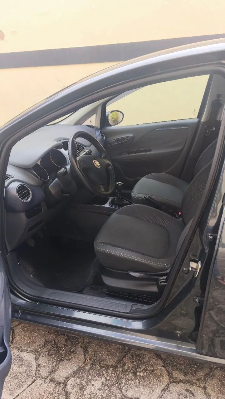 Fiat Punto Attractive 1.4 Fire Flex 8V 5P 2016 - Foto 5