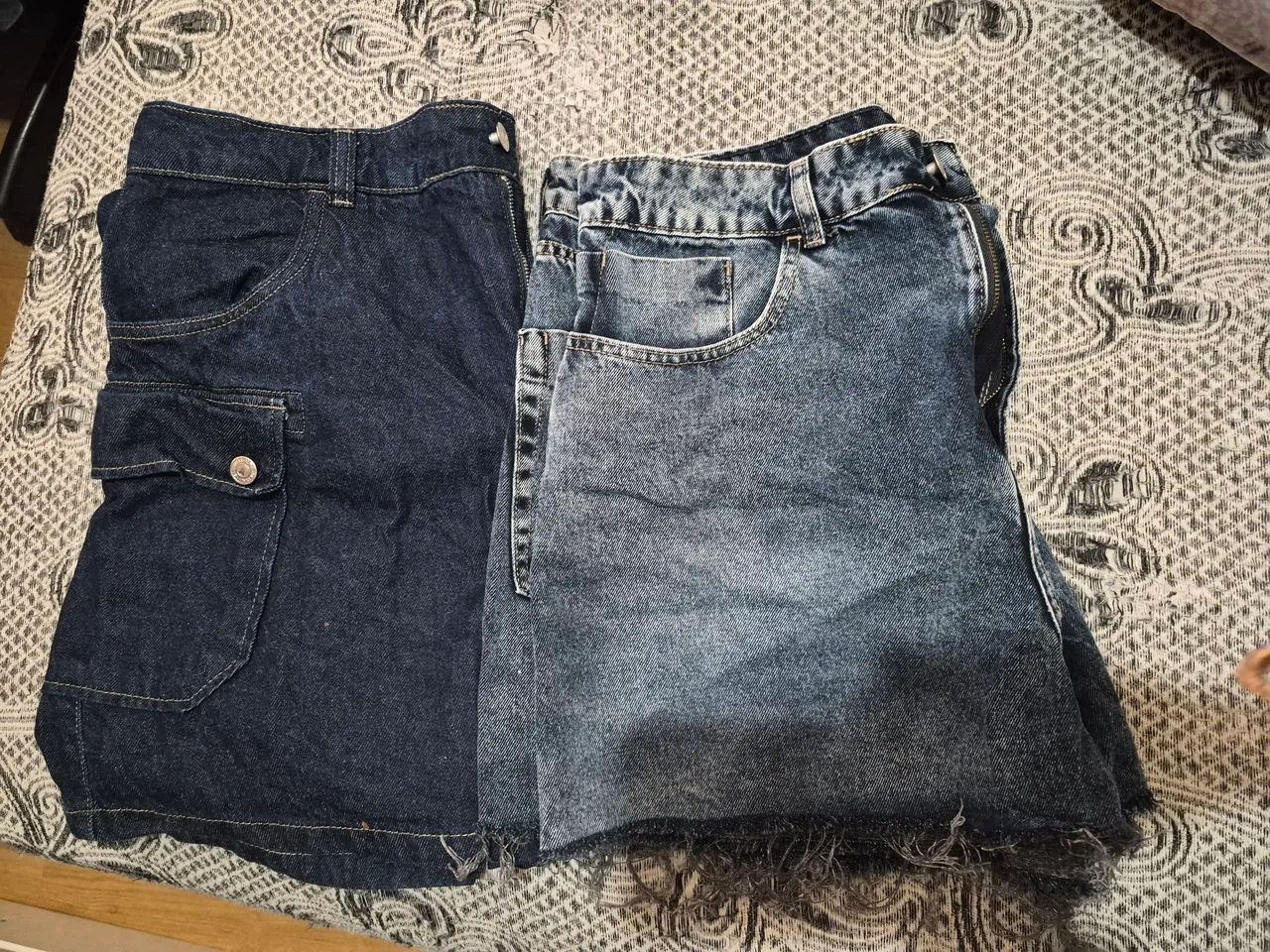 Short e short saia C&A nunca usados