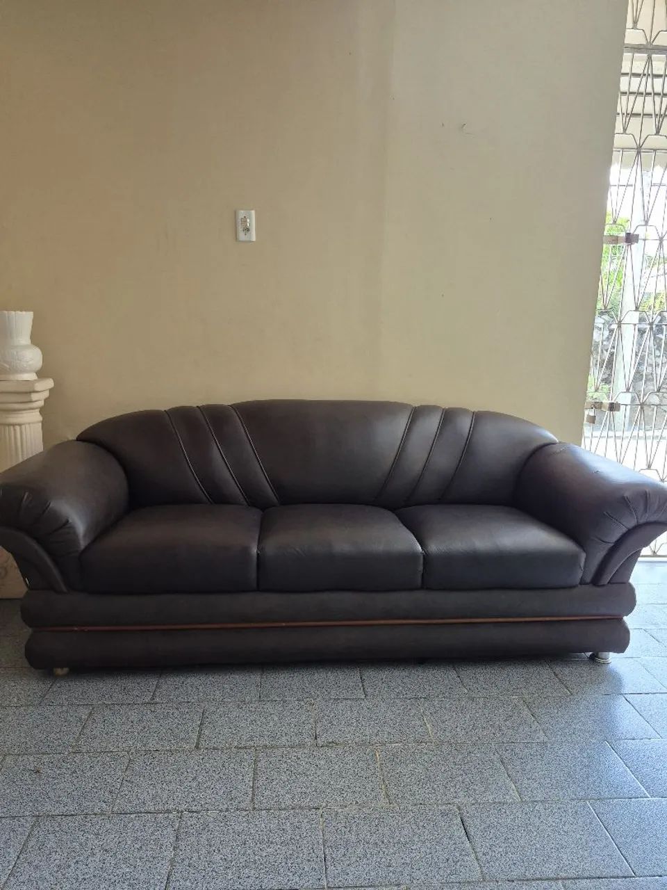 Excelente Estado conjunto de sofás ,   material resistente  - Foto 2
