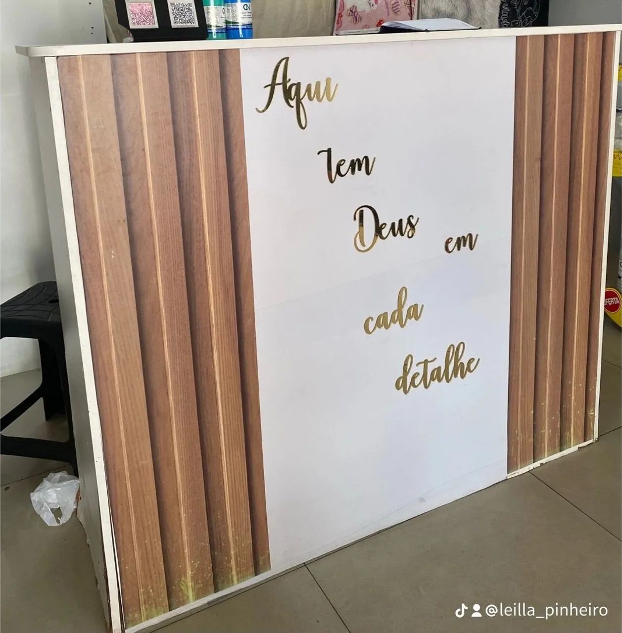 Prateleiras+ balcão 