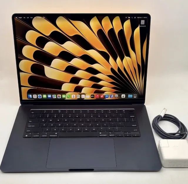 MACBOOK AIR M2 2022 - Foto 2