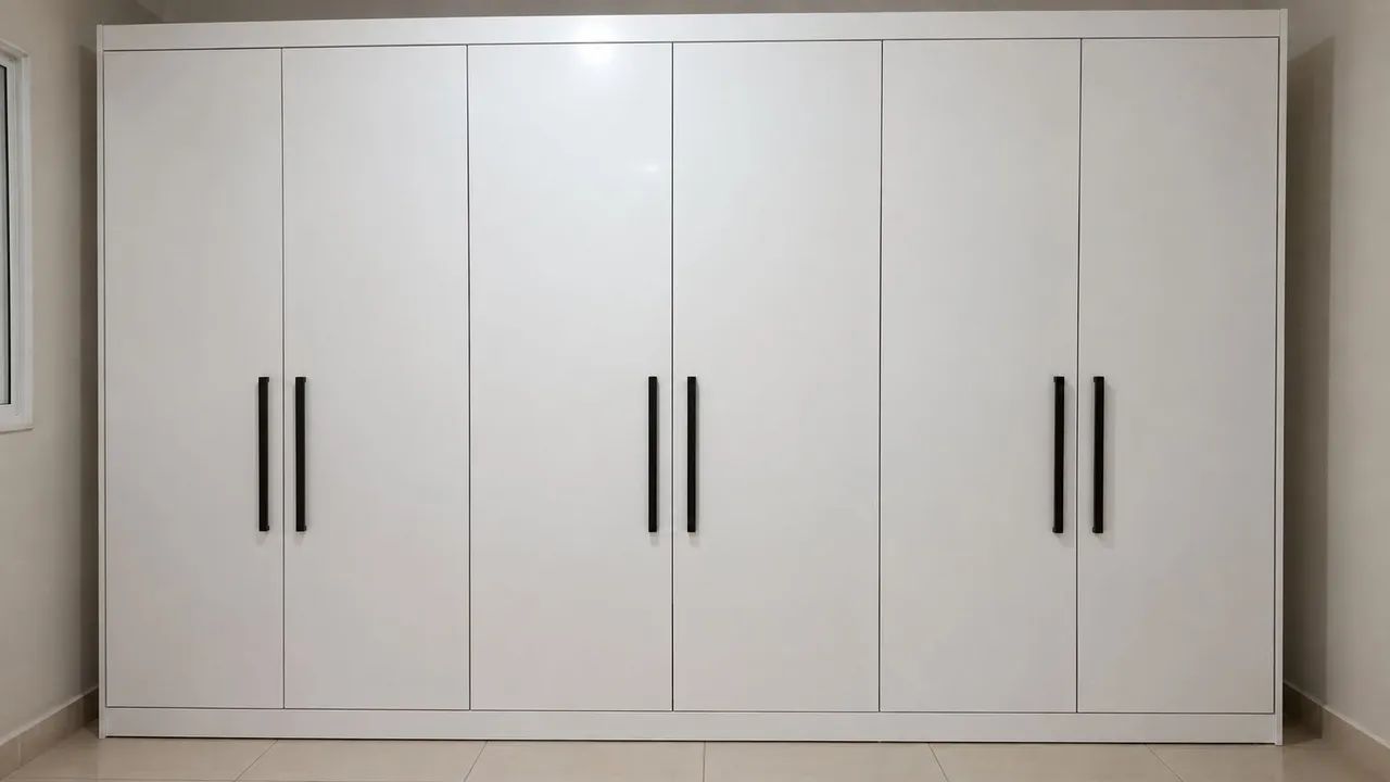 Guarda-roupa 6 portas à venda - Foto 2