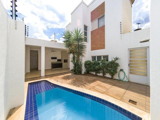 Casa em condomínio fechado