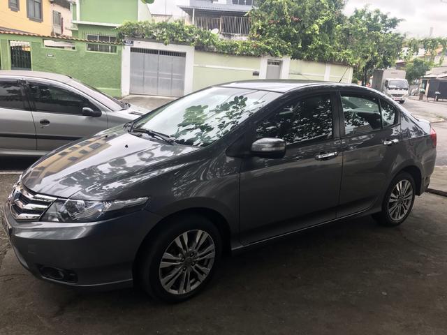 Honda city ANO 2014 TOP de linha com PADDLE SHIFT (marcha no volante) - Foto 3