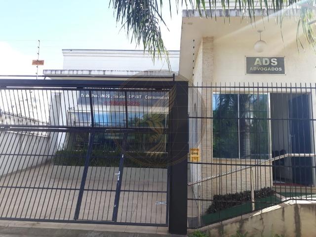 Prédio comercial de 140m²