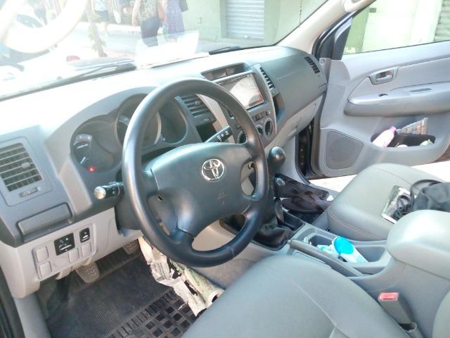 Toyota Hilux SRV D4-D 4x4 3.0 TDI Diesel - 2008 - Foto 4