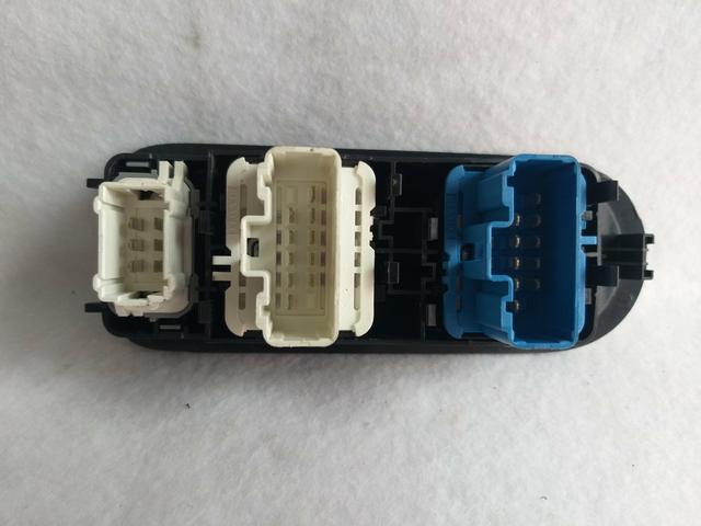 Comando de vidro Renault Duster original - Foto 2