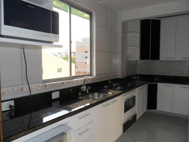 Apartamento Mobiliado, com 03 dormitórios - Água Verde - R$ 1.300,00 + taxas - Foto 6