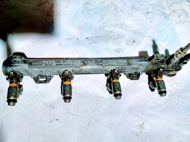 Flauta Com Os 4 Bicos Original Vw Gol 1.0 16v Motor At - Foto 3