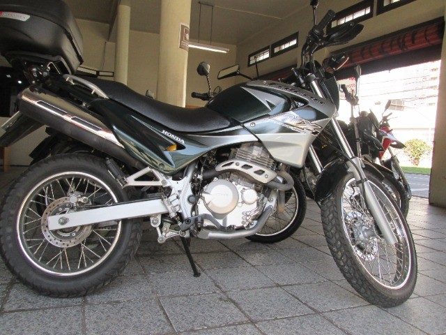 HONDA FALCON400 ANO 2005 COM MANUAL CHAVE RESERVA 13.674 KM ORIGINAL